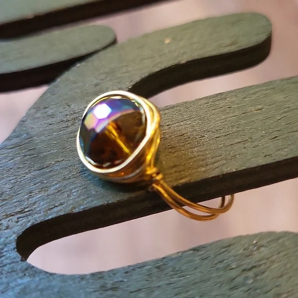 Gold Tone Iridescent Bead Wire Wrapped Ring, Size 7 - Picture 6 of 11